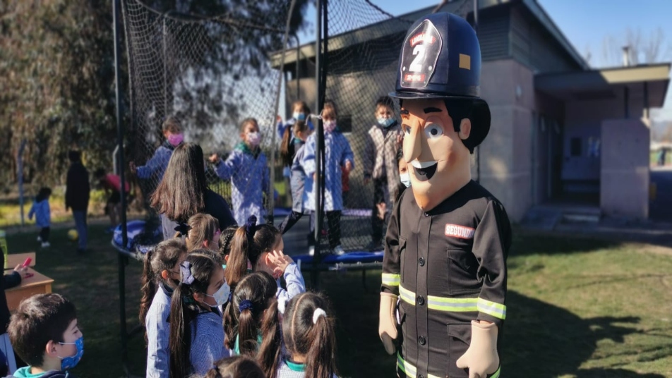 Bomba Lo Miranda de Doñihue participa de jornada solidaria